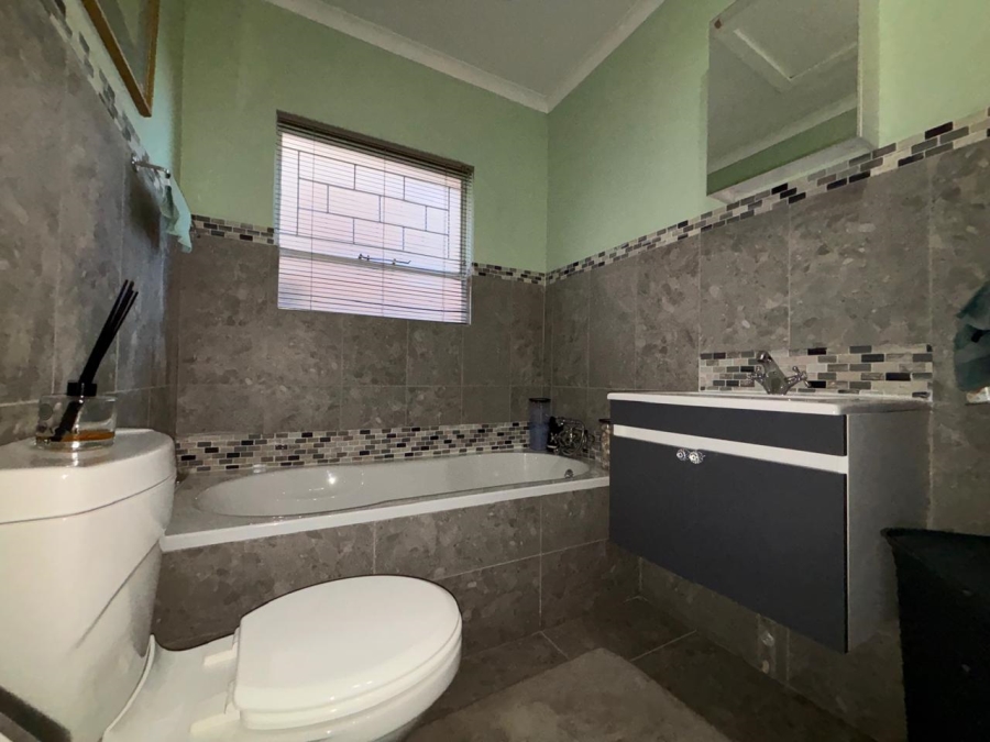 3 Bedroom Property for Sale in Quaggafontein Free State